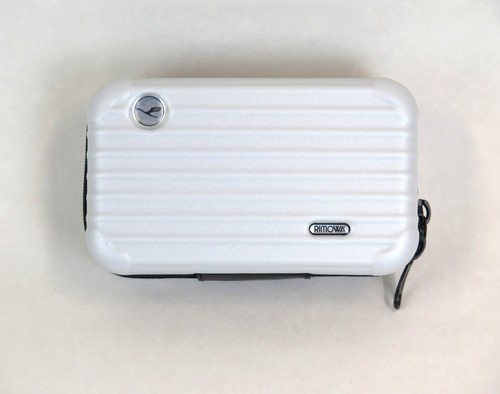 Rimowa lufthansa first class - rimowa,
